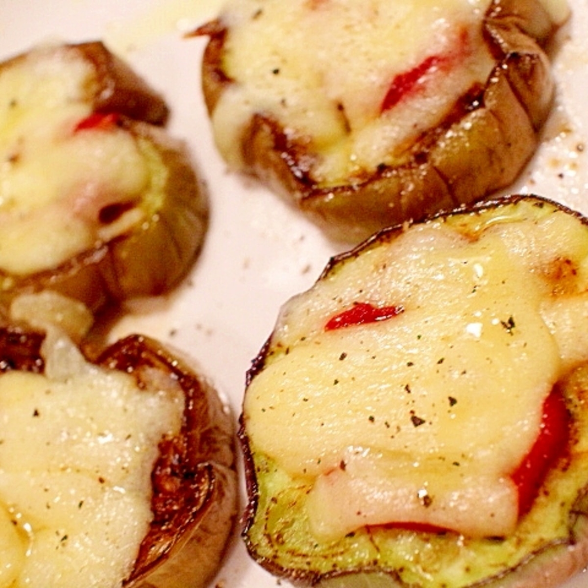 簡単 お口でとろける赤ナスのイタリアン焼き茄子 レシピ 作り方 By Seika A 楽天レシピ 簡単 お口でとろける赤ナスのイタリアン焼き茄子 レシピ 作り方 By Seika A 楽天レシピ